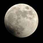 昨夜の月食の写真をここに大公開！ひょっとして、あの星も一緒に写っていた⁉︎のだ…
